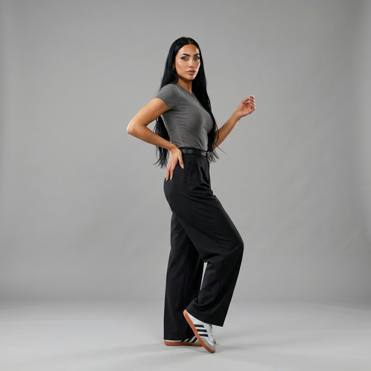Short Sleeve Round Neck Top